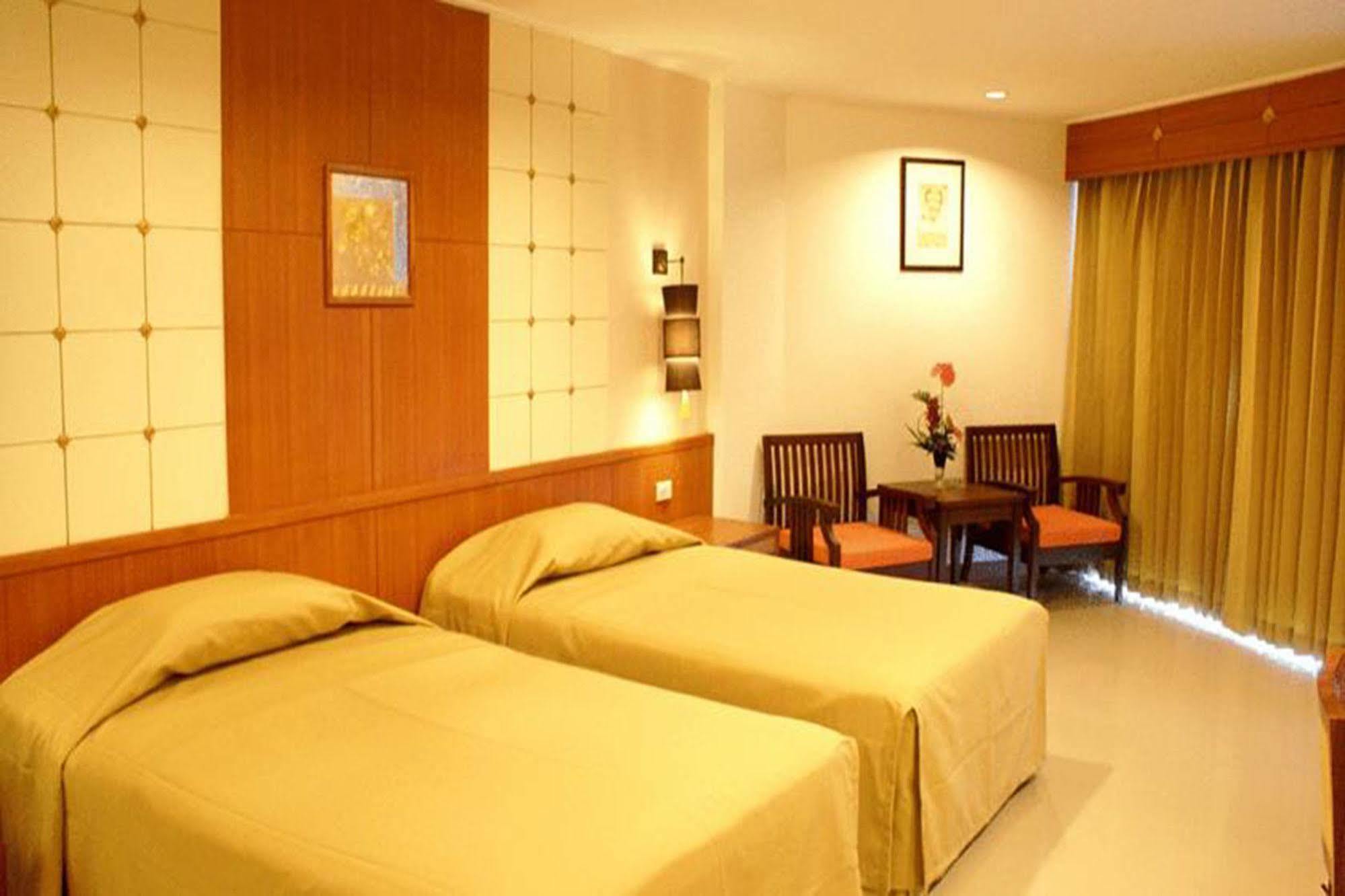 Royal Twins Palace Hotel Pattaya Exteriér fotografie